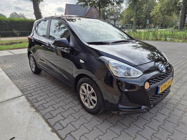 Hyundai I 10 1.0i Comfort | LM velgen | Airco | Navi | Cruise |