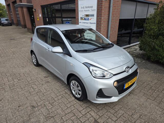 Hyundai I 10 1.0i Comfort | Navigatie | Cruise |