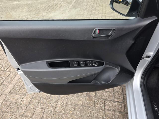 Hyundai I 10 1.0i Comfort | Navigatie | Cruise |