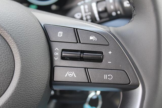 Hyundai I 20 1.0 T-GDI Comfort Smart / ¤ 2.500,- Voordeel / ¤ 25.295,- Rijklaar / Direct Leverbaar / Navigatie middels Apple Carplay & Android Auto / Airco / Cruise Control / Achteruitrijcamera /