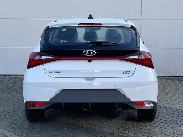 Hyundai I 20 1.0 T-GDI Comfort Smart / ¤ 3.800,- Voordeel / ¤ 22.795,- Rijklaar / Direct Leverbaar / Navigatie middels Apple Carplay & Android Auto / Airco / Cruise Control / Achteruitrijcamera /