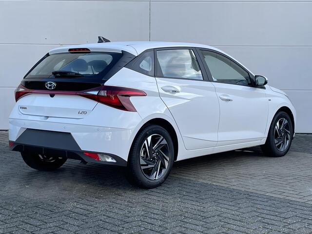 Hyundai I 20 1.0 T-GDI Comfort Smart / ¤ 3.800,- Voordeel / ¤ 22.795,- Rijklaar / Direct Leverbaar / Navigatie middels Apple Carplay & Android Auto / Airco / Cruise Control / Achteruitrijcamera /