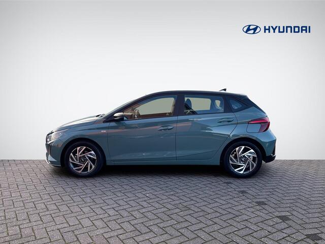 Hyundai I 20 1.0 T-GDI Comfort *Nieuw Model!* | Apple Carplay/Android Auto | Two-Tone Lakkleur | Camera | Airco | Cruise Control | Dodehoek | Rijklaarprijs!