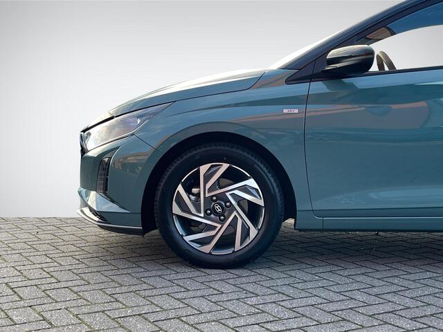 Hyundai I 20 1.0 T-GDI Comfort *Nieuw Model!* | Apple Carplay/Android Auto | Two-Tone Lakkleur | Camera | Airco | Cruise Control | Dodehoek | Rijklaarprijs!