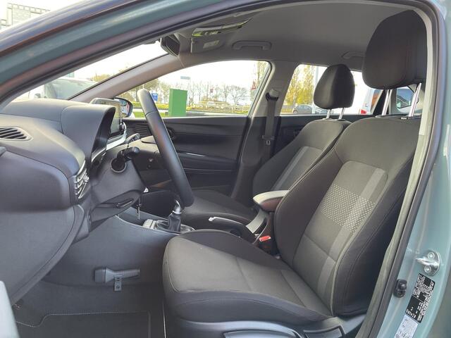 Hyundai I 20 1.0 T-GDI Comfort *Nieuw Model!* | Apple Carplay/Android Auto | Two-Tone Lakkleur | Camera | Airco | Cruise Control | Dodehoek | Rijklaarprijs!