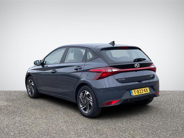 Hyundai I 20 1.0 T-GDI Comfort | Apple Carplay/Android Auto | Camera | Dodehoek Detectie | Cruise Control | Airco | Rijklaarprijs!