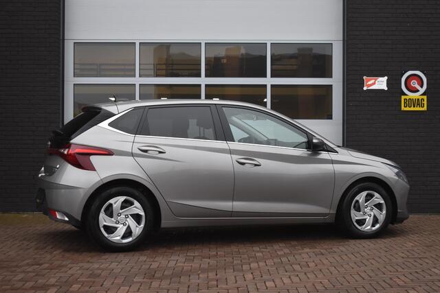 Hyundai I 20 1.0 T-GDI 100PK Essential Design | Camera | Carplay | Stoelverwa. | Incl. Garantie