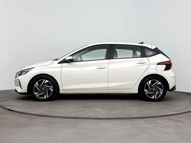 Hyundai I 20 1.2 MPI Comfort | Airco | Apple carplay | achteruitcamera |