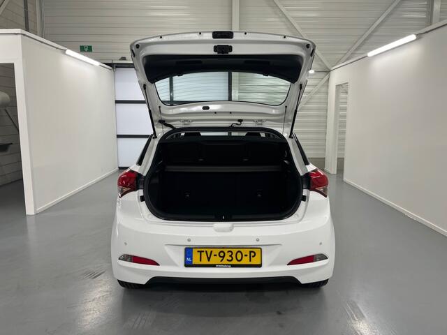 Hyundai I 20 1.0 T-GDI Camera! Navi! Carplay! VERWACHT!!