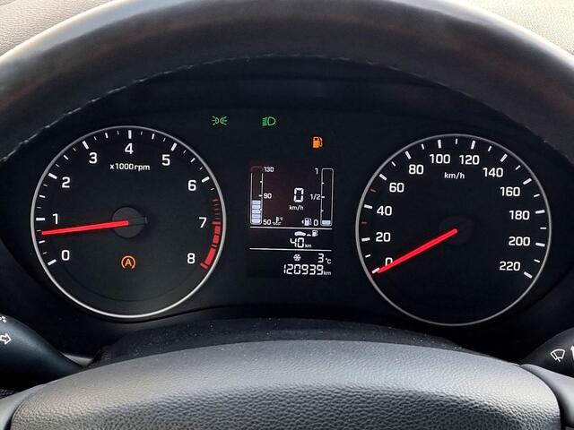 Hyundai I 20 1.2 HP Comfort / Navigatie via Android Auto/Apple Carplay / Camera / Stoelverwarming / Stuurverwarming
