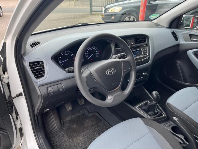 Hyundai I 20 1.2 76PK 5Deurs AIRCO