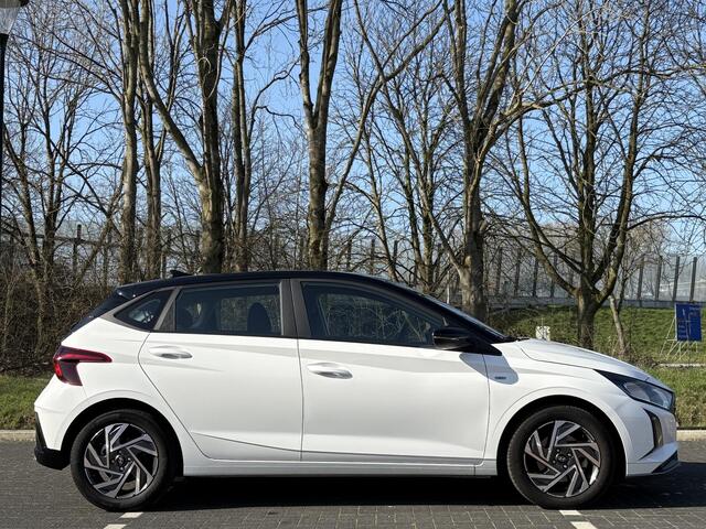 Hyundai I 20 5drs 1.0 T-GDI 100 PK Comfort |Contrasterende dakkleur | Achteruitrijcamera | Android Auto & Apple Carplay |