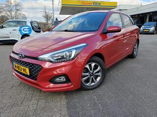 hyundai-i-20-1.0-a-t-navi-camera-36
