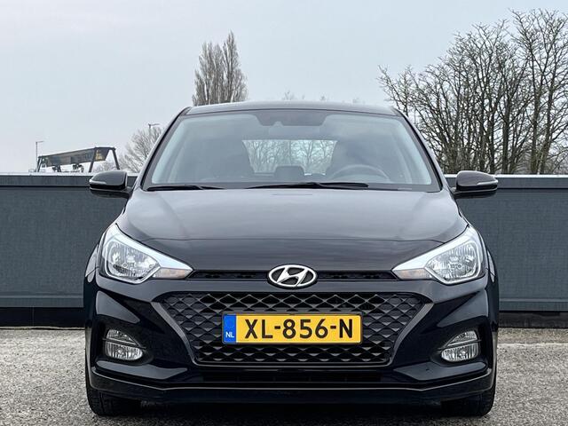 Hyundai I 20 1.0 T-GDI 100 PK Automaat Comfort+ | Achteruitrijcamera | Geïntegreerde navigatiesysteem | Apple Carplay & Android Auto |