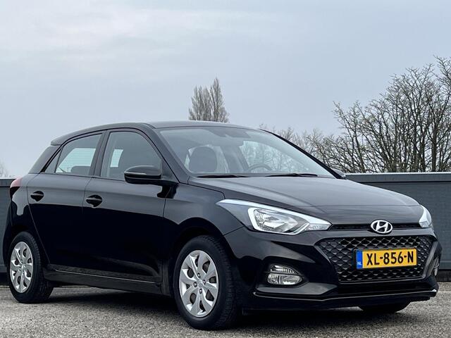 Hyundai I 20 1.0 T-GDI 100 PK Automaat Comfort+ | Achteruitrijcamera | Geïntegreerde navigatiesysteem | Apple Carplay & Android Auto |