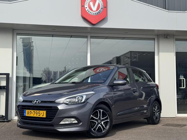Hyundai I 20 1.0 T-GDI Comfort Special Navigatie, Achteruitrijcamera, Climate control, LMV + All season banden, Parkeersensoren, Cruise control