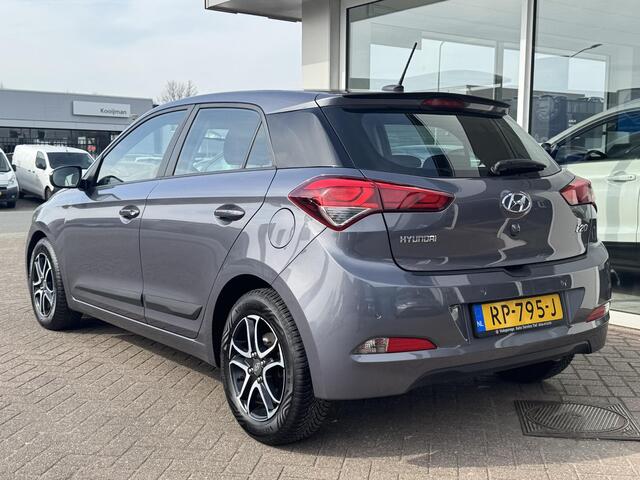 Hyundai I 20 1.0 T-GDI Comfort Special Navigatie, Achteruitrijcamera, Climate control, LMV + All season banden, Parkeersensoren, Cruise control