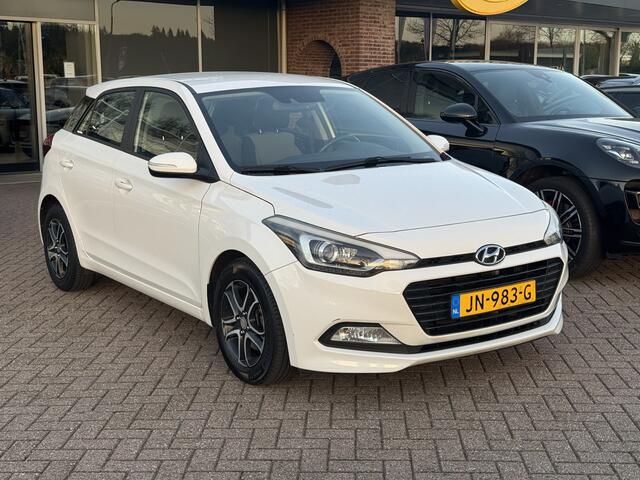 Hyundai I 20 1.0 T-GDI Comfort / Heel netjes!! / Camera / Navigatie / Bluetooth / 15'' / Parkeerhulp achter / Cruise Control