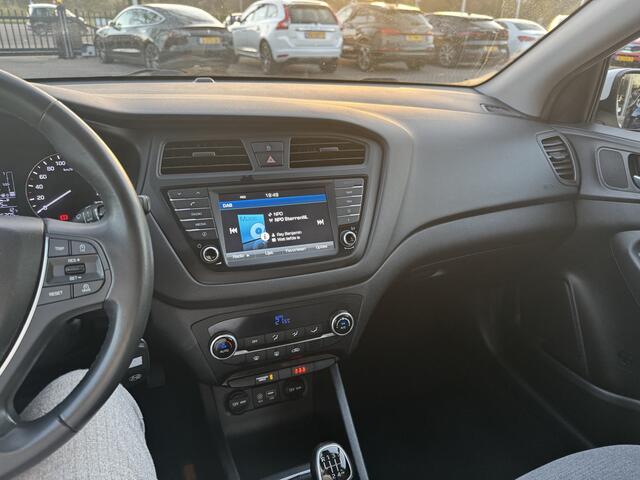 Hyundai I 20 1.0 T-GDI Comfort / Heel netjes!! / Camera / Navigatie / Bluetooth / 15'' / Parkeerhulp achter / Cruise Control