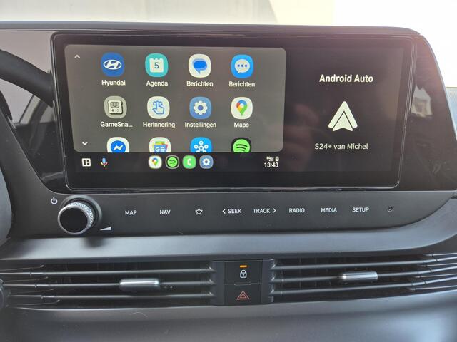 Hyundai I 20 1.0 T-GDI Comfort Smart Automaat / Achteruitrijcamera / Keyless Entry/Start / Apple Carplay Android Auto / Cruise control / Draadloze telefoon lader / Lichtmetalen wielen 17" /