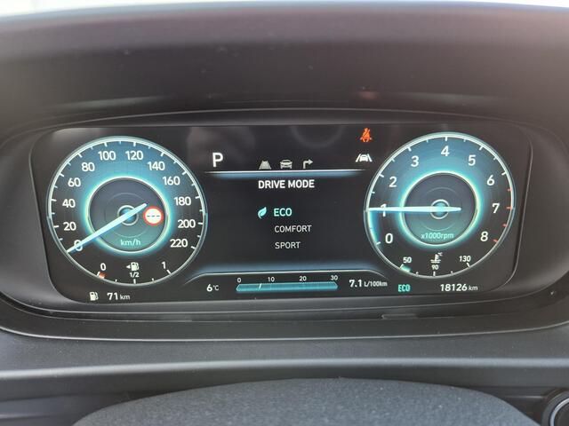 Hyundai I 20 1.0 T-GDI Comfort Smart Automaat / Achteruitrijcamera / Keyless Entry/Start / Apple Carplay Android Auto / Cruise control / Draadloze telefoon lader / Lichtmetalen wielen 17" /
