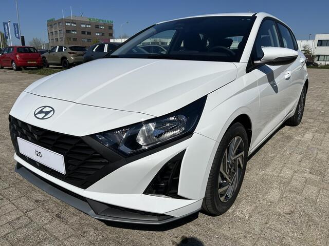 Hyundai I 20 1.2 MPI Comfort | Achteruitrijcamera | Cruise Control | Airco | Lichtmetalen velgen |