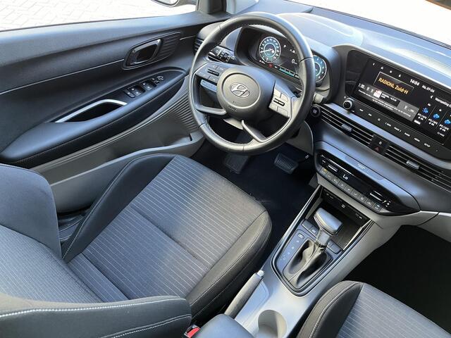 Hyundai I 20 1.0 T-GDI 100PK Automaat Comfort Smart | 7-Traps automaat | 17'' lmv | Apple Carplay/Android Auto | Camera | Geïntegreerde navigatiesysteem |