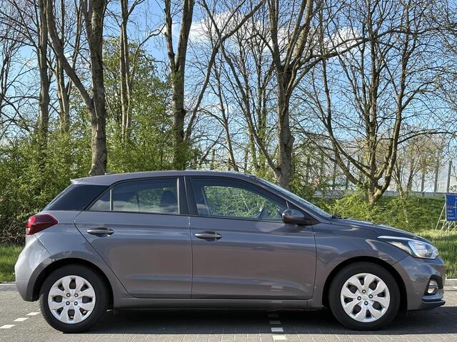 Hyundai I 20 5drs 1.0 T-GDI 100PK Comfort | Camera | Climate control | Geïntegreerde navigatiesysteem & Apple Carplay/Android Auto | Pdc achter |