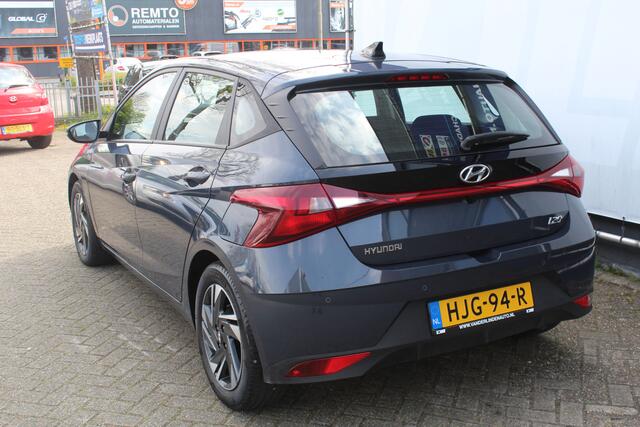 Hyundai I 20 1.2 MPI Comfort Smart Digitaal dashboard | Apple/Android | Parkeer camera | Cruise control
