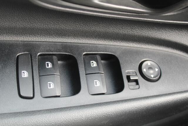 Hyundai I 20 1.2 MPI Comfort Smart Digitaal dashboard | Apple/Android | Parkeer camera | Cruise control