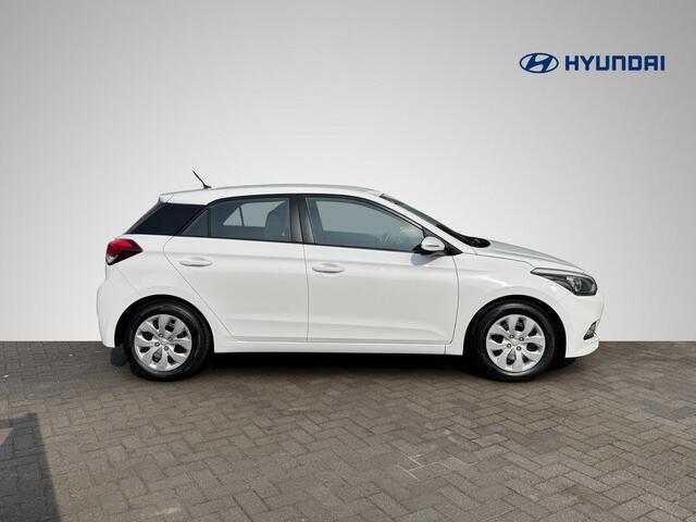 Hyundai I 20 1.2 HP i-Motion | Airco | Cruise Control | Radio-CD/MP3 Speler | Bluetooth Tel. | Park. Sensor | Elek. Ramen + Spiegels | Rijklaarprijs!