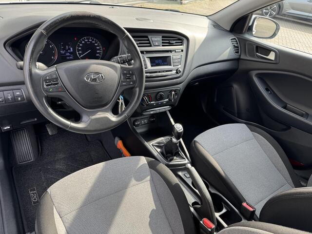 Hyundai I 20 1.2 HP i-Motion | Airco | Cruise Control | Radio-CD/MP3 Speler | Bluetooth Tel. | Park. Sensor | Elek. Ramen + Spiegels | Rijklaarprijs!
