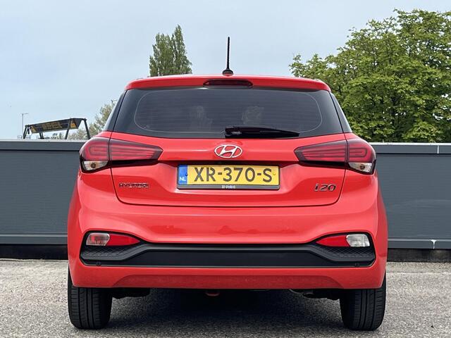 Hyundai I 20 1.0 T-GDI 100PK Comfort | Geïntegreerde navigatiesysteem | Achteruitrijcamera | Climate control | Apple Carplay & Android Auto | Donker getint glas |