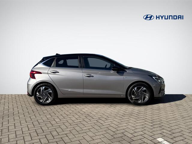 Hyundai I 20 1.0 T-GDI Premium | Trekhaak | Navigatie | Camera | LED Koplampen | BOSE Audio | Stuur- + Stoelverwarming | Dodehoek Detectie | Rijklaarprijs!