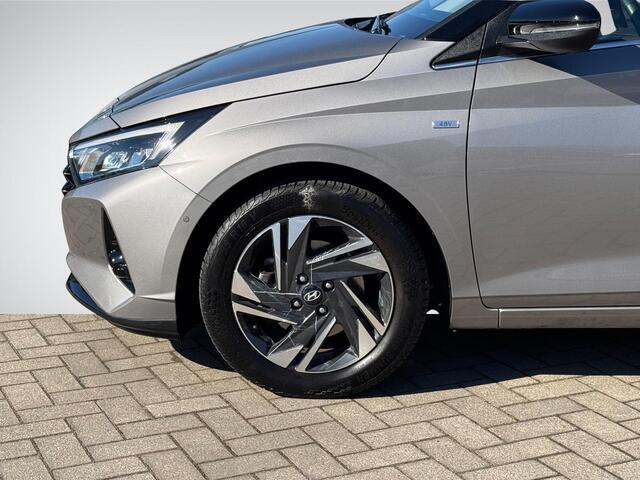 Hyundai I 20 1.0 T-GDI Premium | Trekhaak | Navigatie | Camera | LED Koplampen | BOSE Audio | Stuur- + Stoelverwarming | Dodehoek Detectie | Rijklaarprijs!