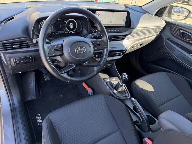 Hyundai I 20 1.0 T-GDI Premium | Trekhaak | Navigatie | Camera | LED Koplampen | BOSE Audio | Stuur- + Stoelverwarming | Dodehoek Detectie | Rijklaarprijs!
