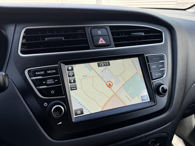 Hyundai I 20 1.0 T-GDI Cross Active Airco Navi Camera CarPlay