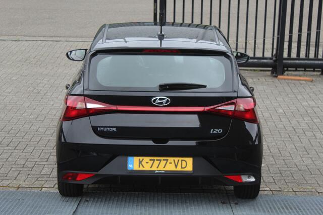 Hyundai I 20 1.2 MPI i-Motion Uniek!!1e Eigenaar!!/Cruise control/Lane assist/Airco/Bluetooth/DAB/Multifunctioneel stuurwiel/Elektrisch verstelbare spiegels/Elektrische ramen.