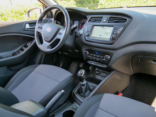 Hyundai I 20 1.0 T-GDI Premium | CAMERA | APPLE CARPLAY | NAVIGATIE |