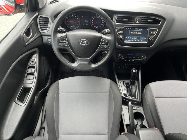 Hyundai I 20 1.0 T-GDI 100PK Comfort | Geïntegreerde navigatiesysteem | Achteruitrijcamera | Climate control | Apple Carplay & Android Auto | Donker getint glas |