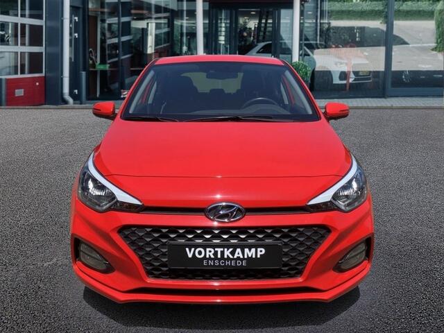 Hyundai I 20 1.0 T-GDI COMFORT TREKHAAK/CAMERA/NAVI/CRUISE/BLUETOOTH
