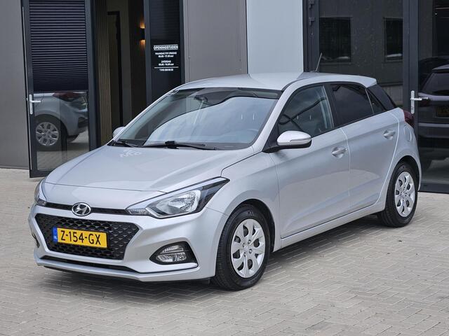 Hyundai I 20 1.2 HP Edition Navi Carplay Camera DAB