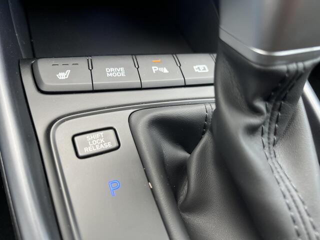 Hyundai I 20 1.0 T-GDI Premium / Apple Carplay/ Auto/voorstoelen verwarmd/ mica kleur (¤ 795) MG2 - Meta Blue Pearl /