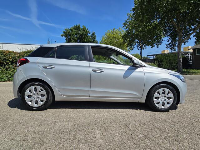Hyundai I 20 1.0 T-GDI Comfort, Camera! Apk 2-2027! VERWACHT!!