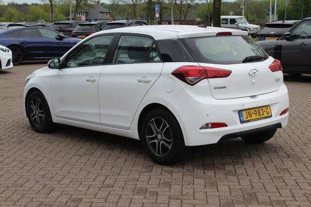 Hyundai I 20 1.0 T-GDI Comfort / Heel netjes!! / Camera / Navigatie / Bluetooth / 15'' / Parkeerhulp achter / Cruise Control