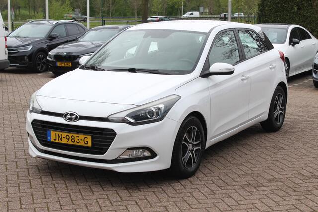 Hyundai I 20 1.0 T-GDI Comfort / Heel netjes!! / Camera / Navigatie / Bluetooth / 15'' / Parkeerhulp achter / Cruise Control