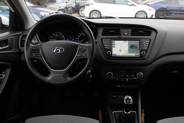 Hyundai I 20 1.0 T-GDI Comfort / Heel netjes!! / Camera / Navigatie / Bluetooth / 15'' / Parkeerhulp achter / Cruise Control