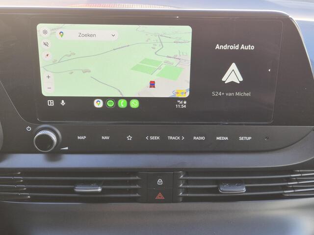 Hyundai I 20 1.0 T-GDI Premium Automaat / Navigatie / Apple CarPlay Android Auto / Dealer Onderhouden / Stuur-,Stoel en Achterbankverwarming / Adaptief CC / Achteruitrijcamera / Keyless Entry/Start / Climate control /