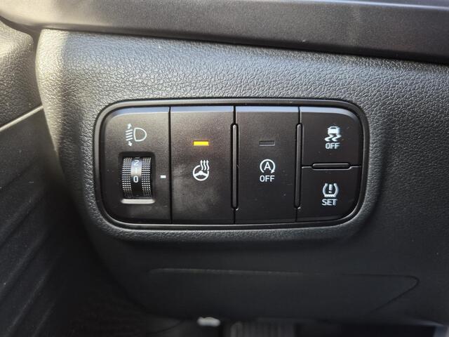 Hyundai I 20 1.0 T-GDI Premium Automaat / Navigatie / Apple CarPlay Android Auto / Dealer Onderhouden / Stuur-,Stoel en Achterbankverwarming / Adaptief CC / Achteruitrijcamera / Keyless Entry/Start / Climate control /