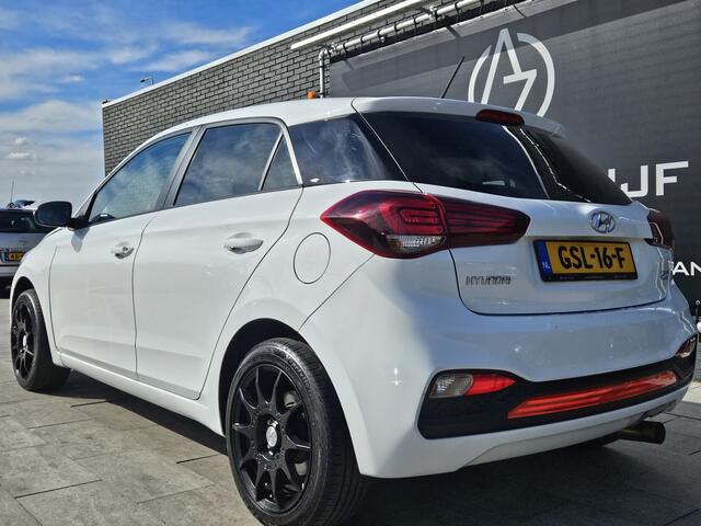 Hyundai I 20 1.2 HP i-Motion Premium *AC*Navi**Speedline pakket